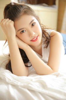 张悠雨大胆